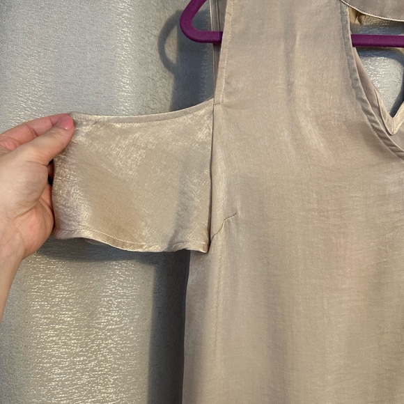 NWT Blu Pepper Champagne Halter Top - Picture 3 of 7